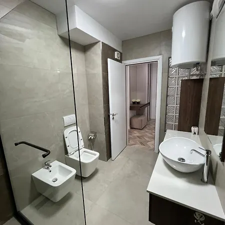 Erlaiden Luxury